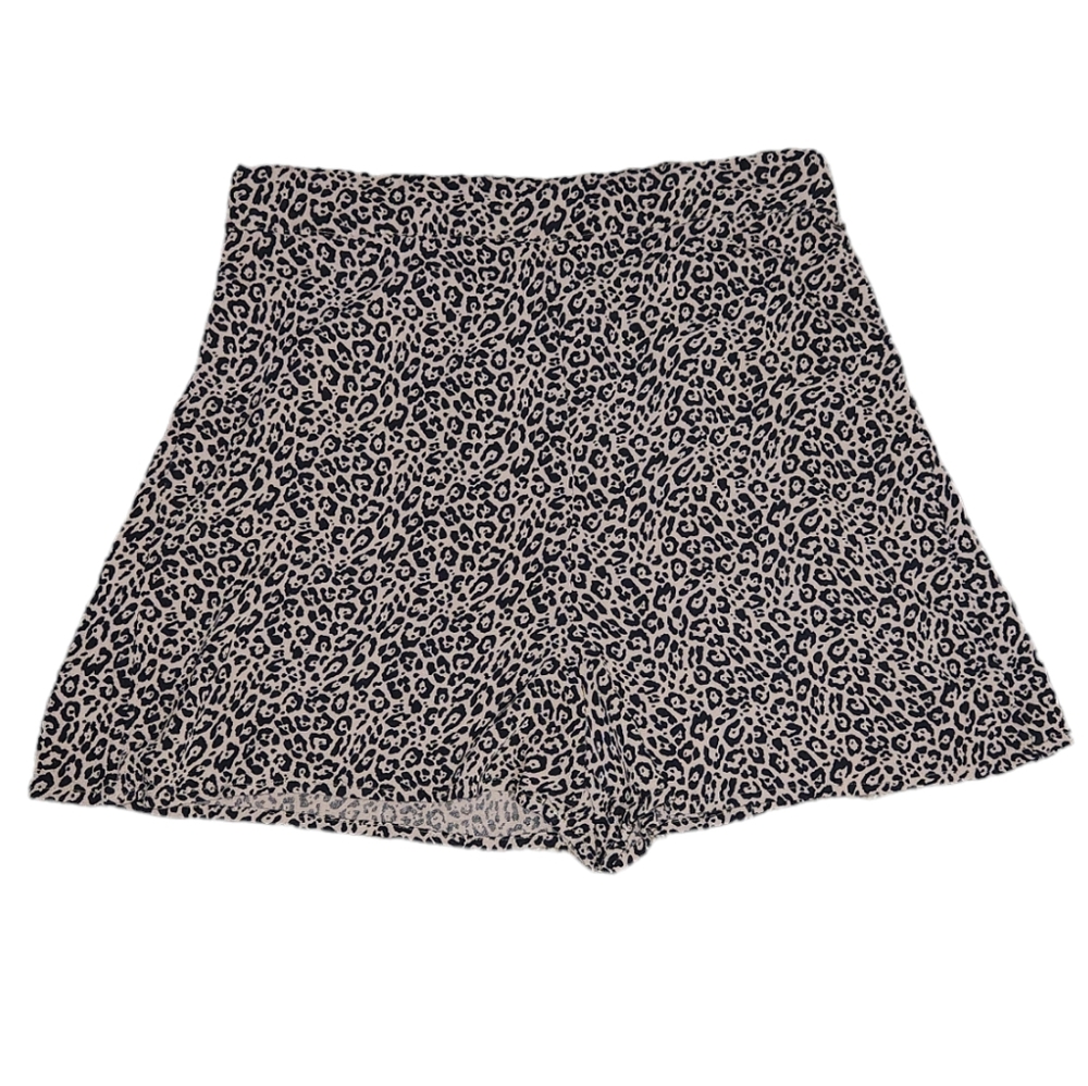 American Eagle Leopard Cheetah Shorts Small Long